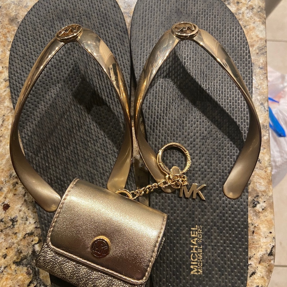 New MK slides and AirPod case